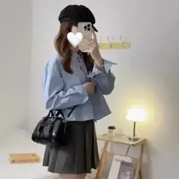 Small Square Korean Style Handbag for Women - Image 4