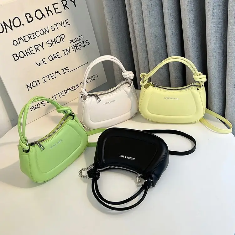 Foreign Trade Retro Chain Bag Cross Border Printed Letter Handbag - Image 8