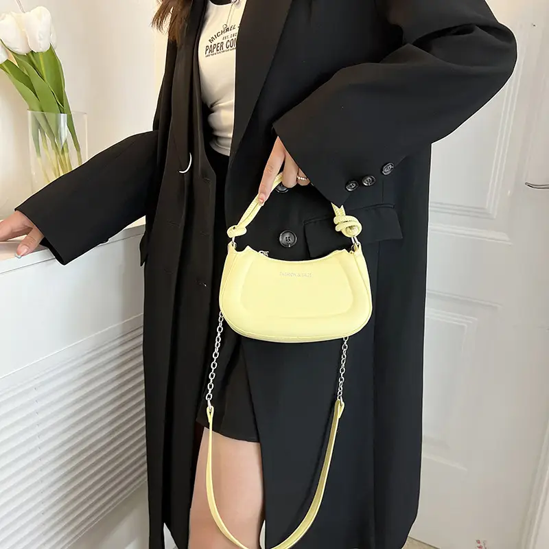 Foreign Trade Retro Chain Bag Cross Border Printed Letter Handbag — feature 11