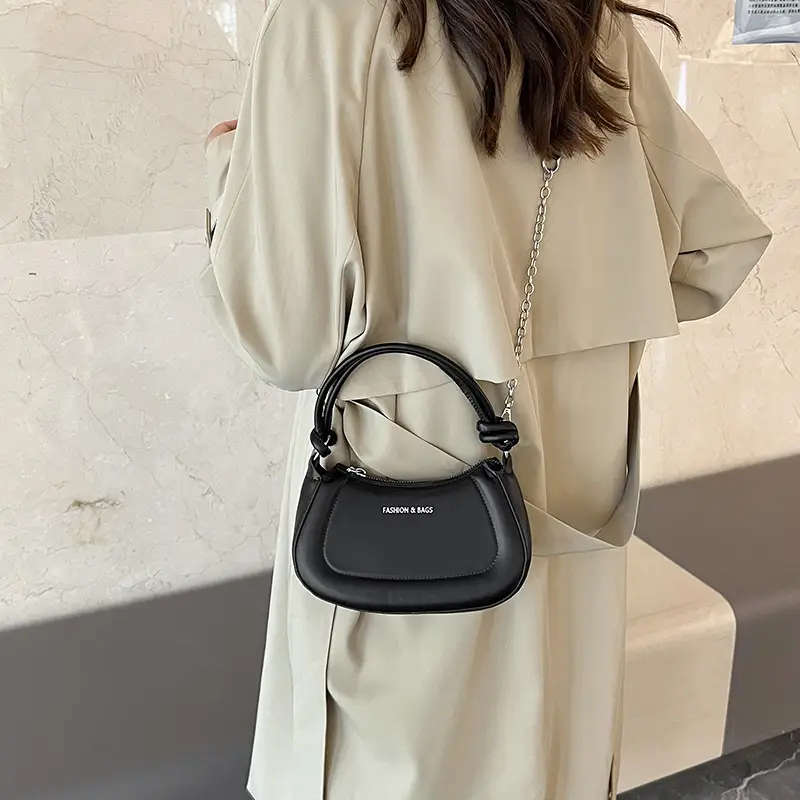 Foreign Trade Retro Chain Bag Cross Border Printed Letter Handbag — feature 14