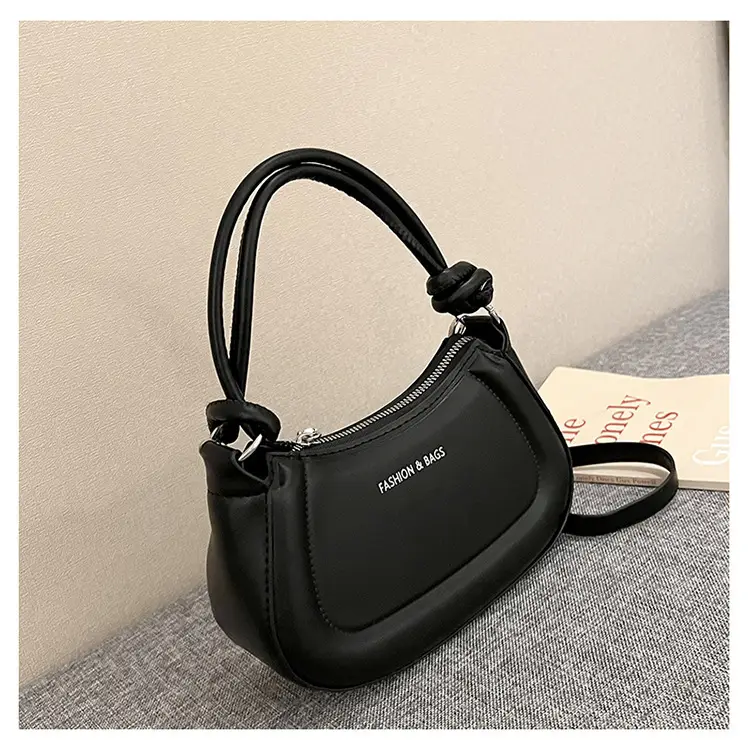 Foreign Trade Retro Chain Bag Cross Border Printed Letter Handbag — feature 19