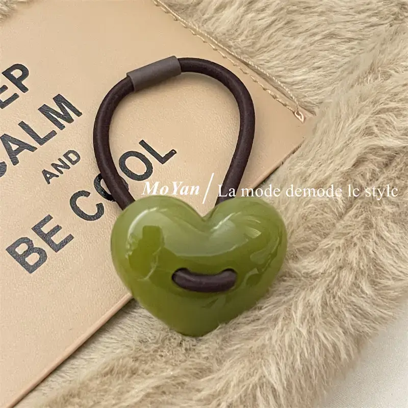 Black Heart-Shaped Korean Hair Band 2023 New Arrival — feature 3