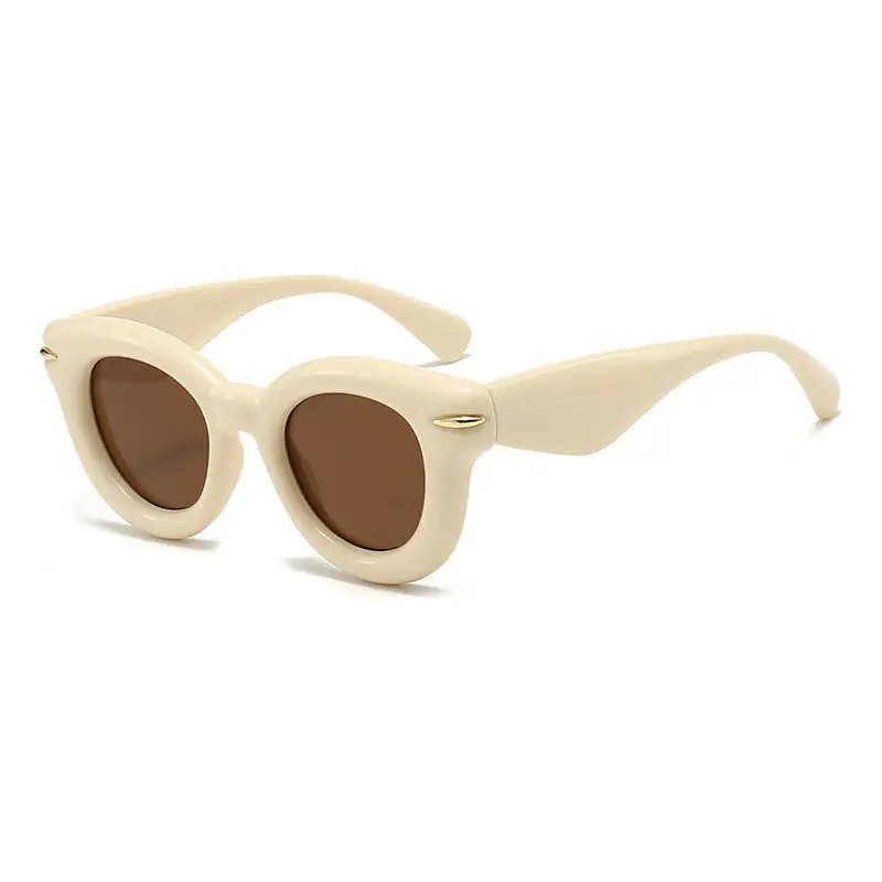 C4 beige frame tea slices