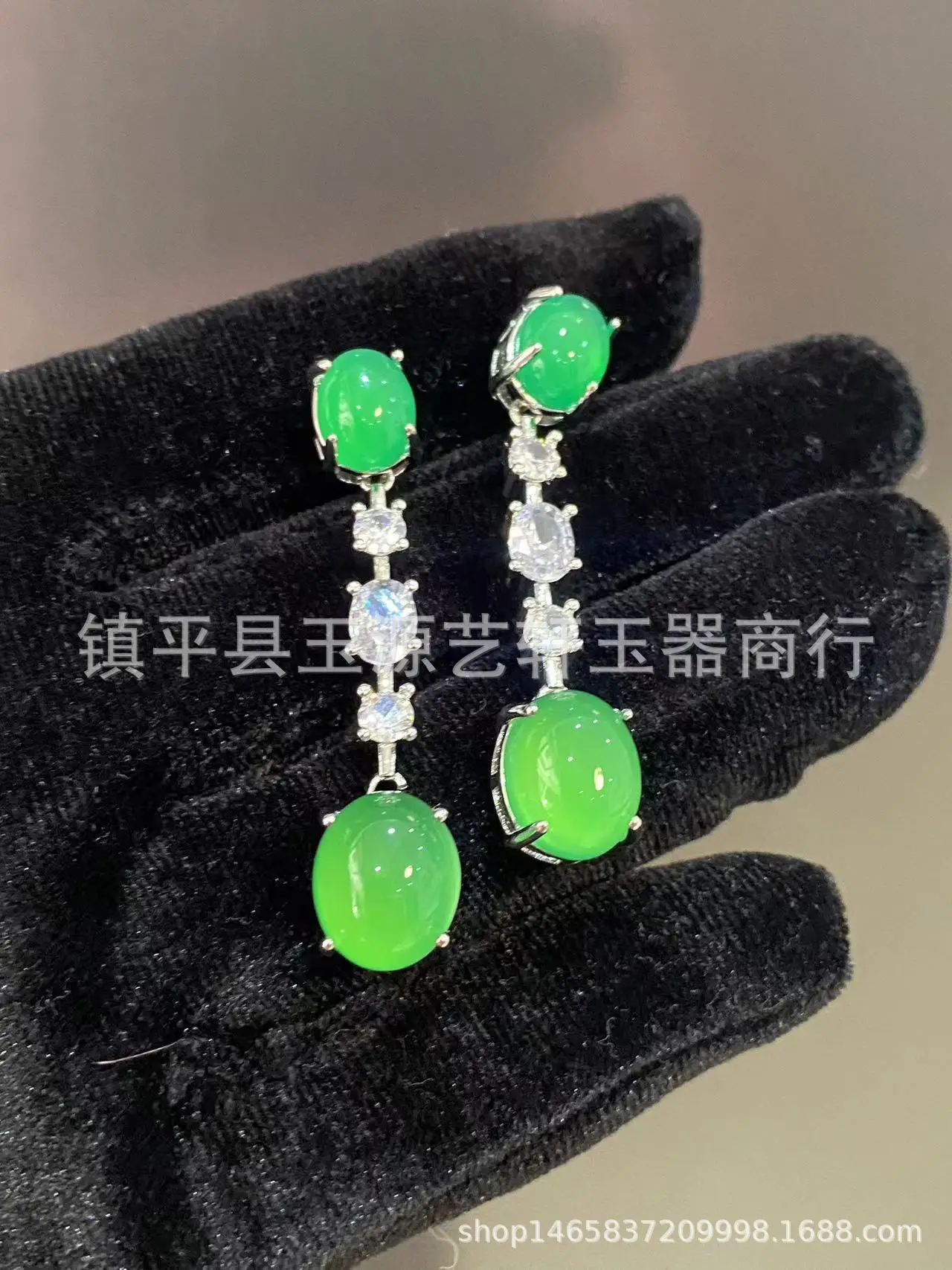 Natural Chalcedony Yang Green Earrings with Pink & Silver Plating — feature 11