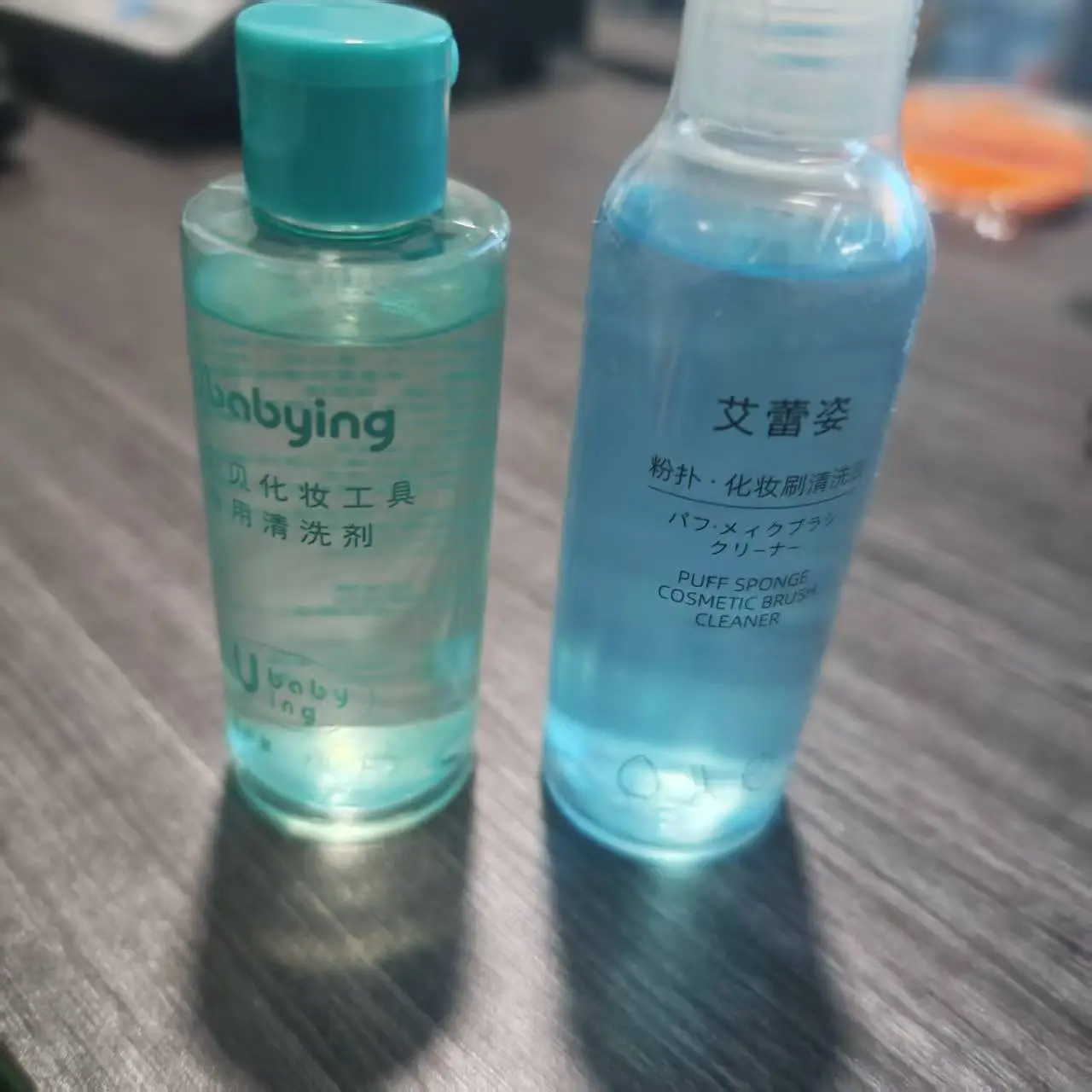 Powder Puff Cleaner for Makeup Brushes - Image 8
