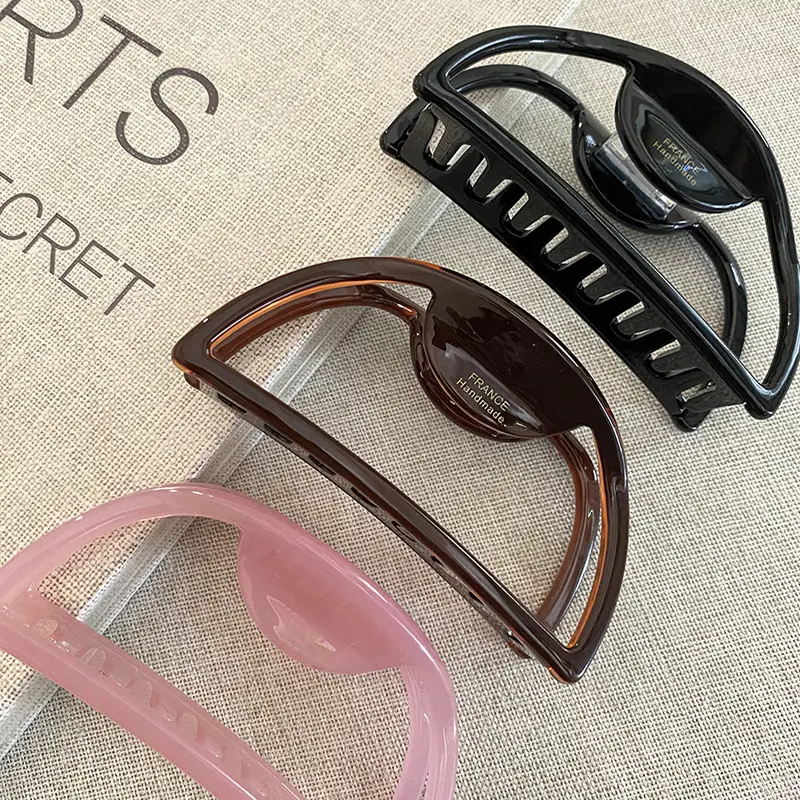 French Retro Gold Acetate Shark Clip Hairpin