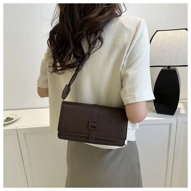 Women's Brown Square Messenger Bag 2024 Spring Summer — feature 11