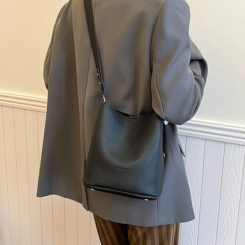 Retro Black Leather Underarm Bag 2023 - Image 6
