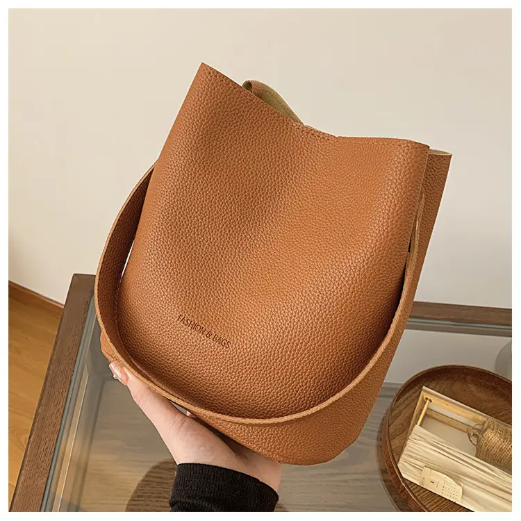 Retro Black Leather Underarm Bag 2023 - Image 3