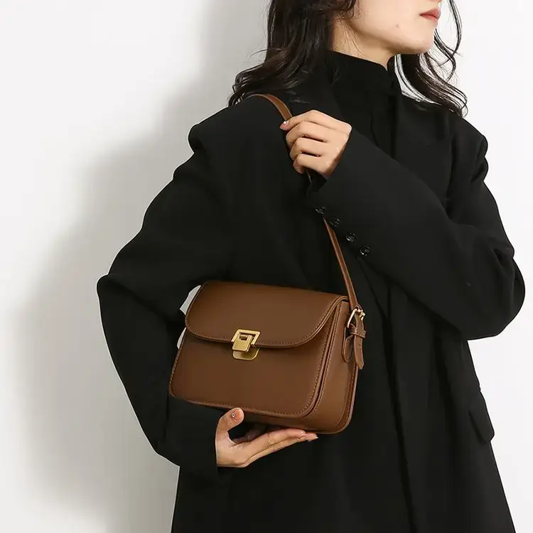 Brown Korean Style Crossbody Bag for Women - Image 2