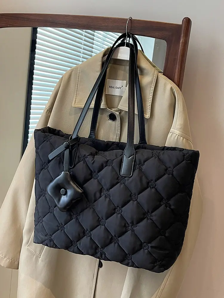 Women Quilted Cotton Commuter Bag Black Large Capacity - Image 4