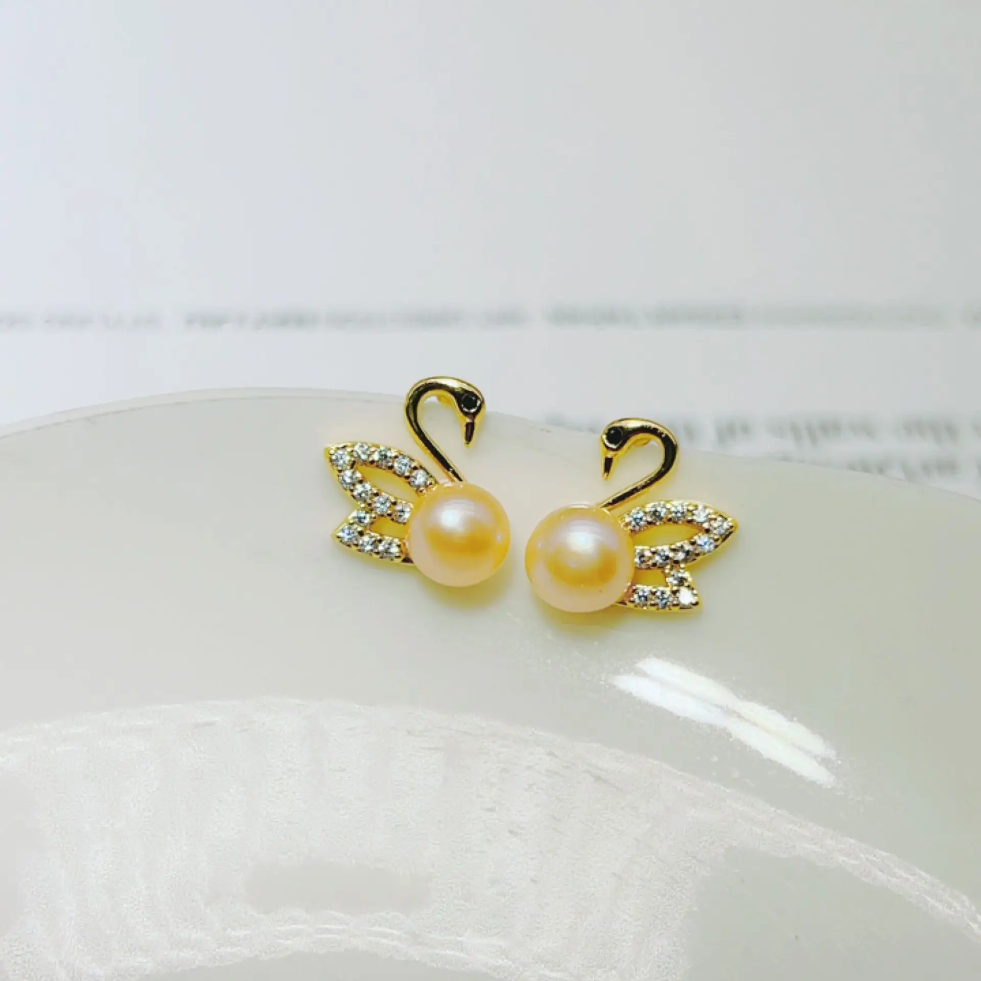 2024 New S925 Silver Needle Gold Plated Little Swan Pearl Earrings - Image 2