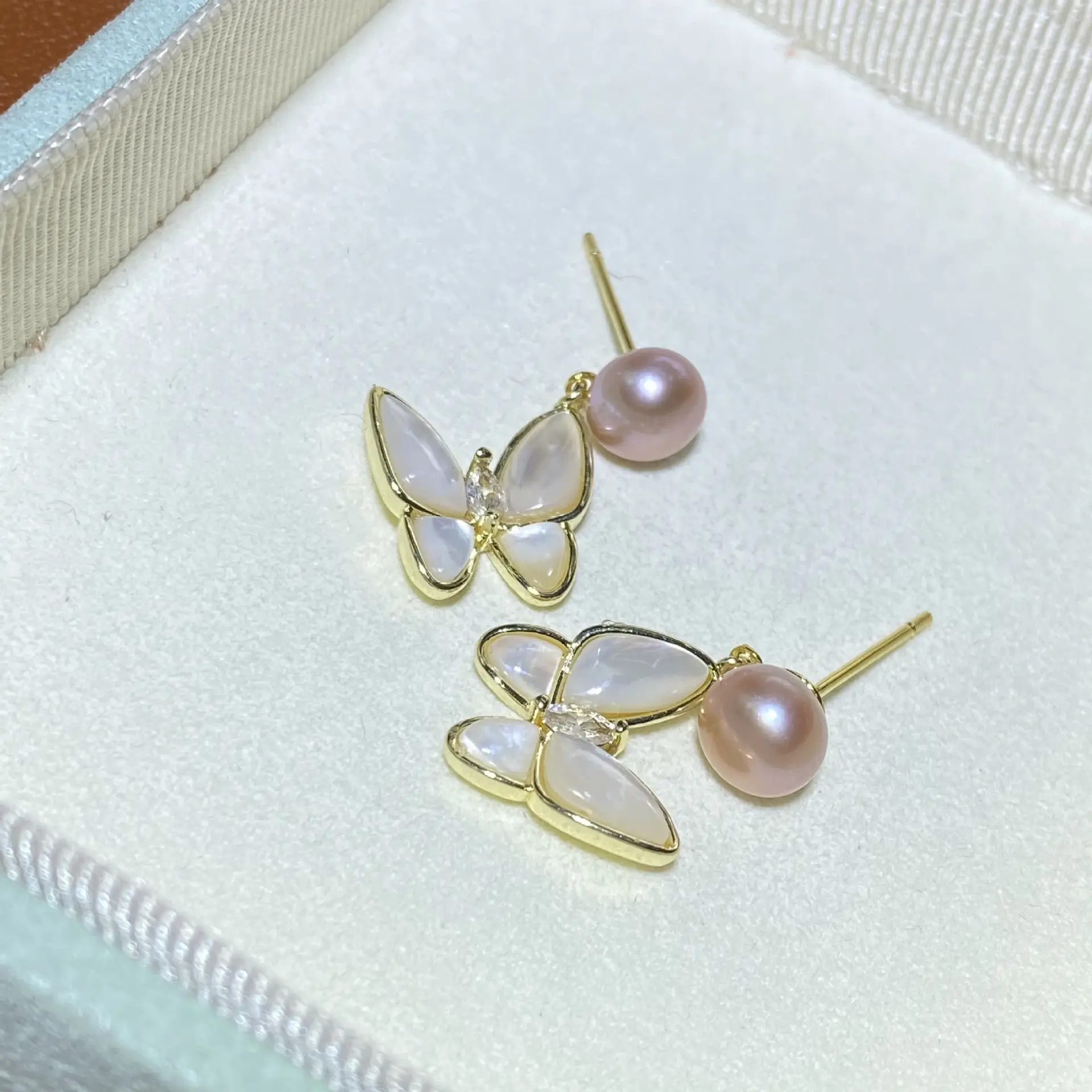 S925 Silver Butterfly Pearl Earrings for Women — feature 7