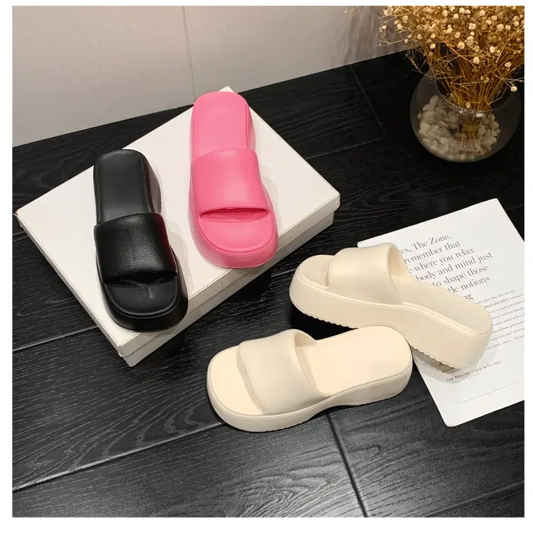 Women's thick-soled slip-on slippers, European and American fashionable outdoor soft-soled EVA slippers, half slippers, shoes industry — feature 1