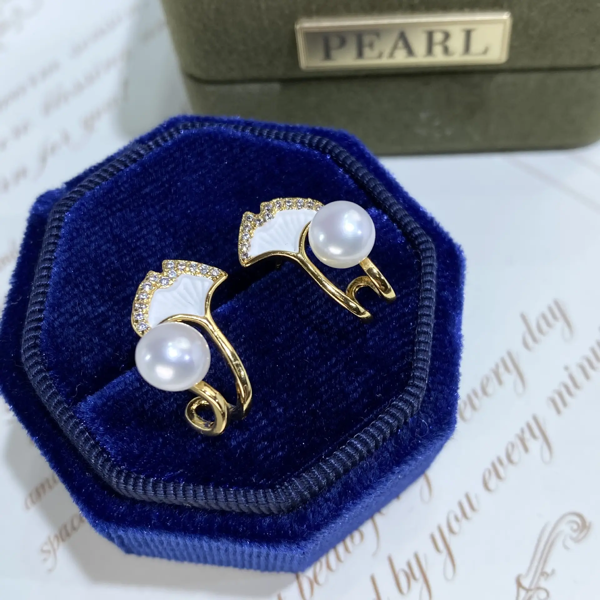 Women's Natural Freshwater Pearl Earrings Gold Plated
