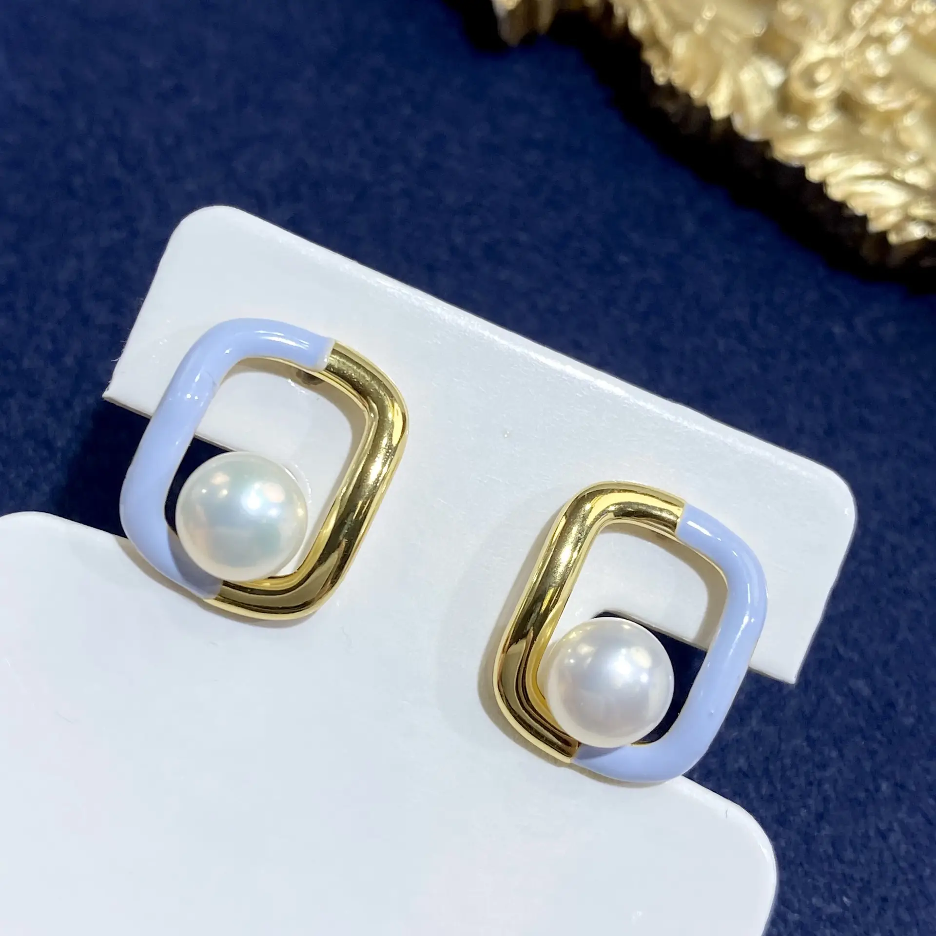 Women's Natural Freshwater Pearl Earrings Gold Plated