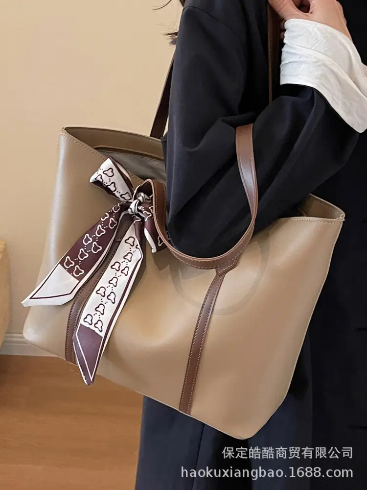 Winter Textured Brown Shoulder Bag for Women Large Capacity - Image 5