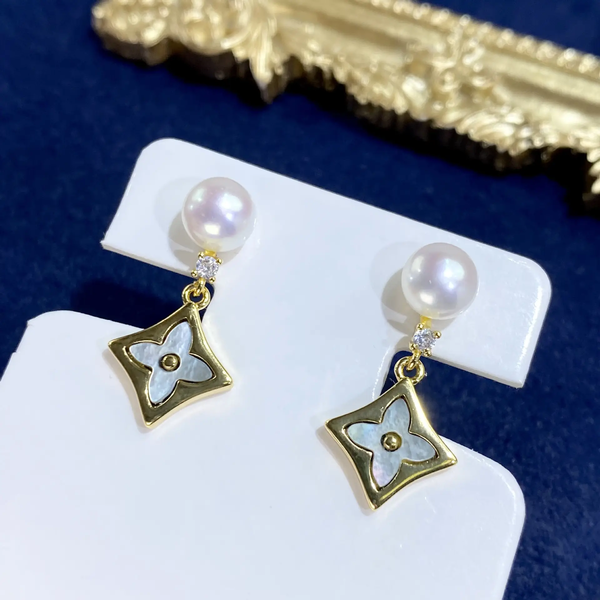 Natural Freshwater Abalone Pearl Earrings Gold Plated — feature 11