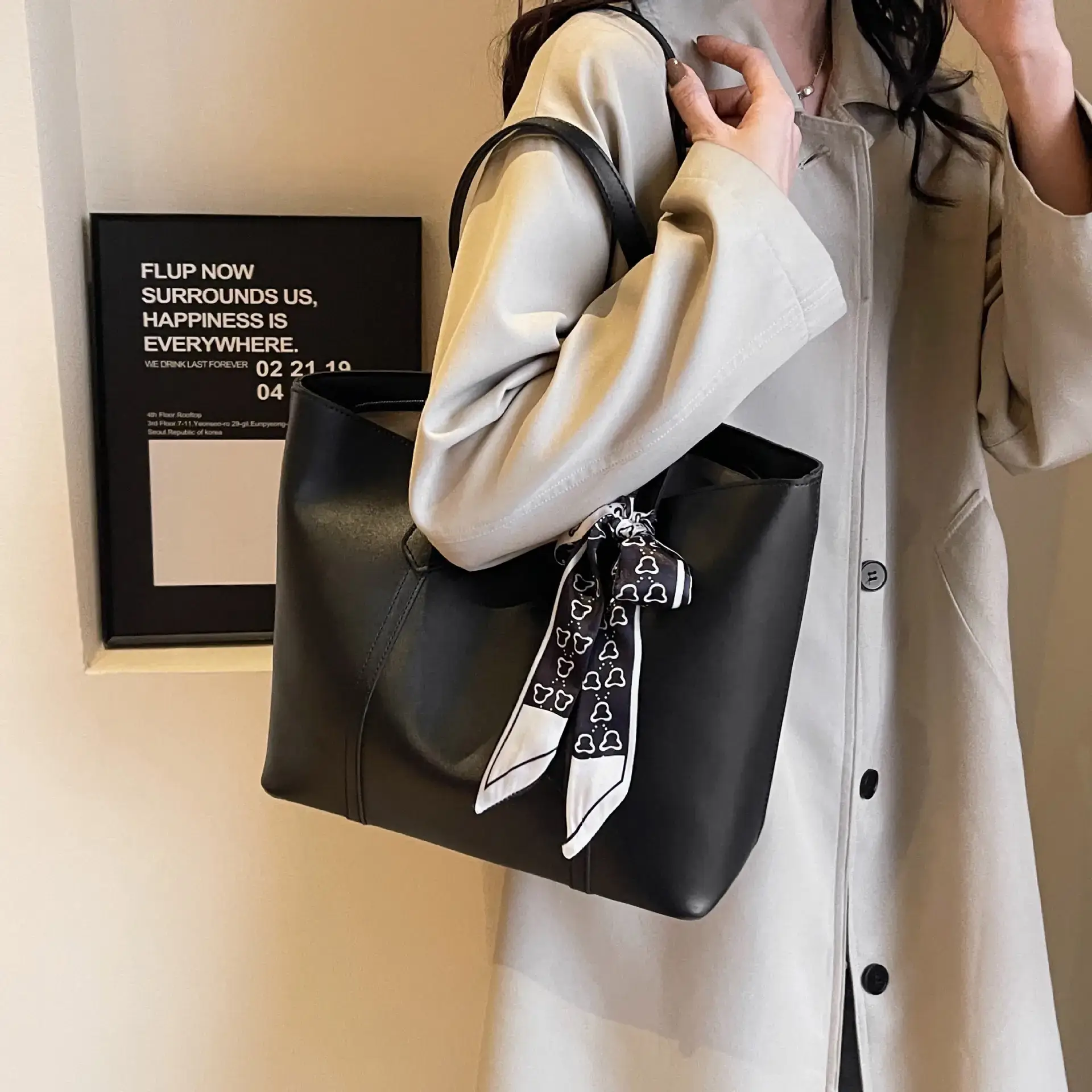 Brown Leather Women's Tote Bag with Bow 2023 - Image 9