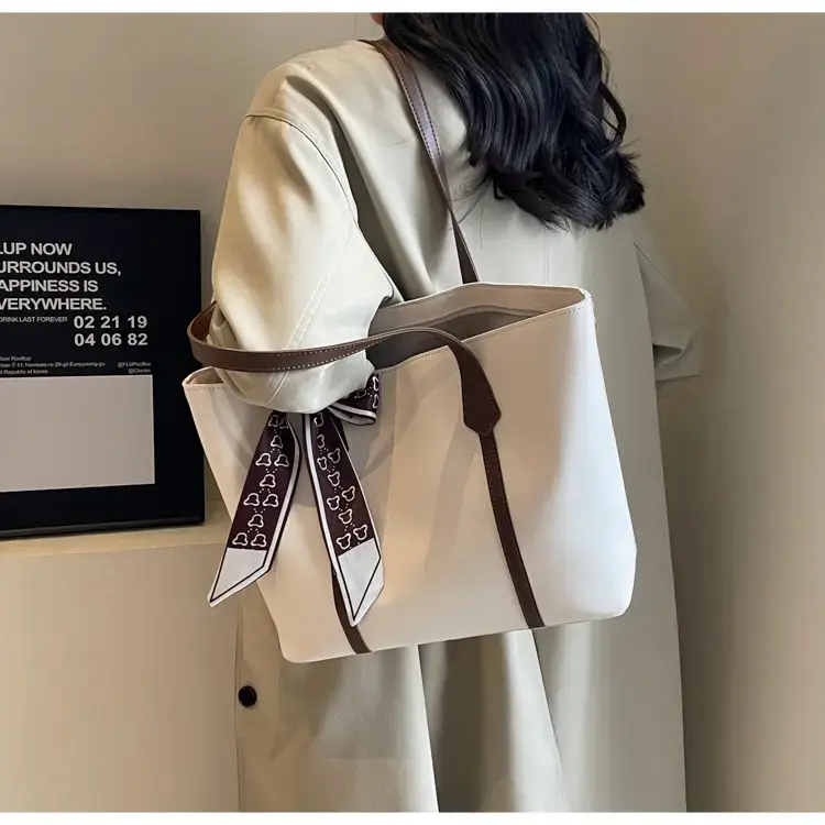 Brown Leather Women's Tote Bag with Bow 2023 — feature 39