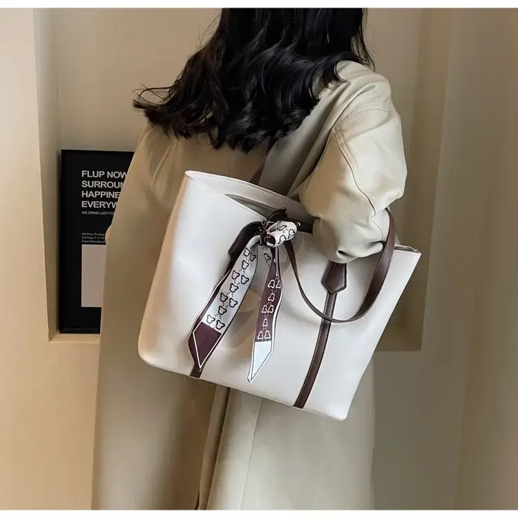 Brown Leather Women's Tote Bag with Bow 2023 — feature 41
