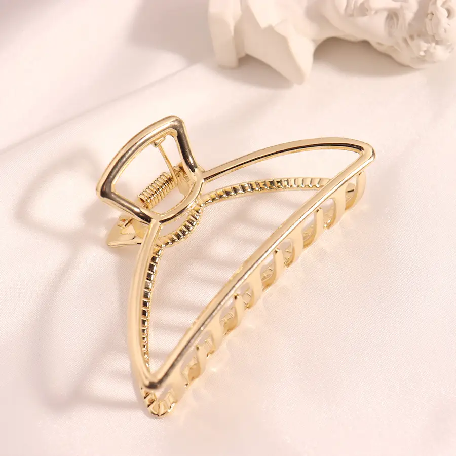 Minimalist Half-Moon Shark Hair Clip Melard Gold 25mm