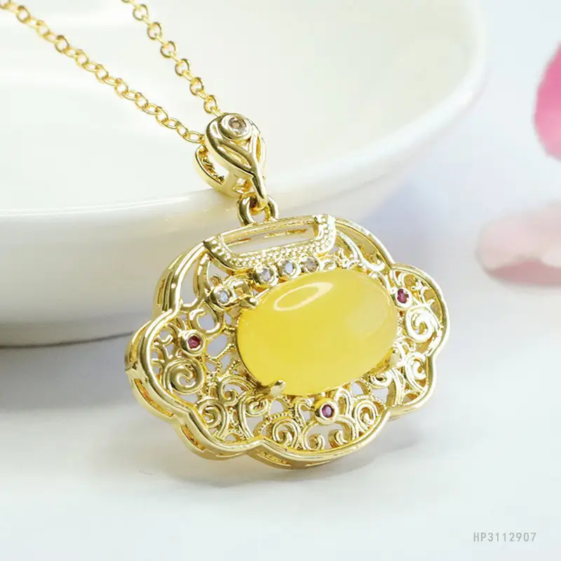 Yellow Amber Necklace with Heart Pendant Wholesale Dropshipping - Image 3