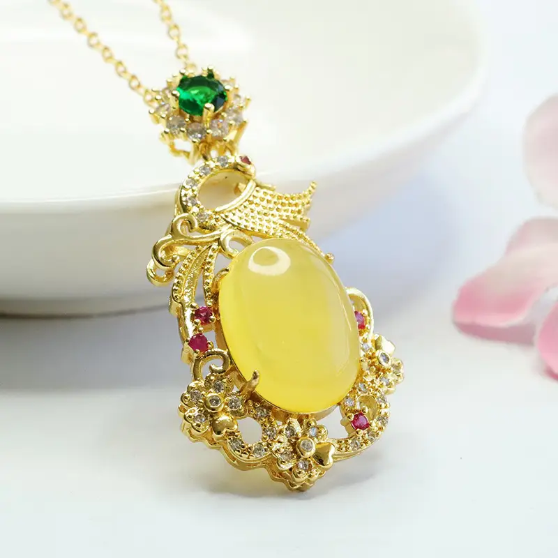 Guan Yu Phoenix Necklace with Natural Amber Pendant — feature 6