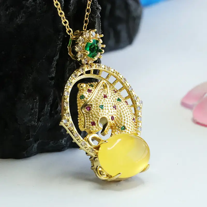 Guan Yu Pendant Necklace Yellow Amber Leopard Head Gold Plated - Image 4