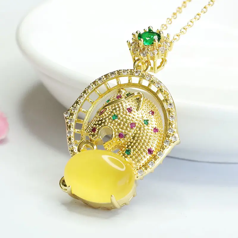Guan Yu Pendant Necklace Yellow Amber Leopard Head Gold Plated - Image 5