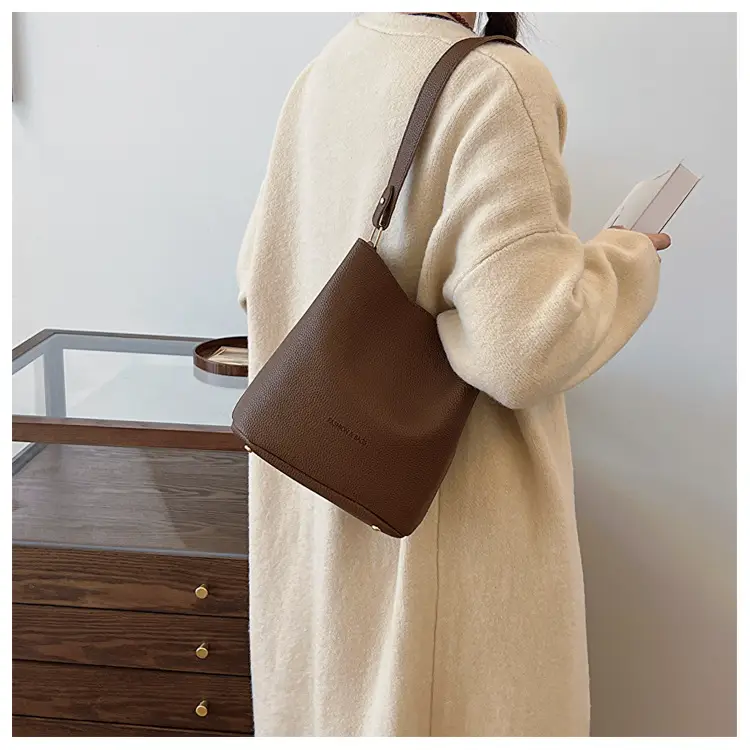 Women Soft Leather Shoulder Bag Brown 2023 Winter New — feature 13