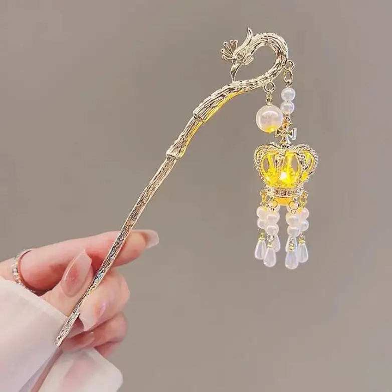 Ginkgo Leaf Hairpin with Glowing Lantern Tassel - Image 13