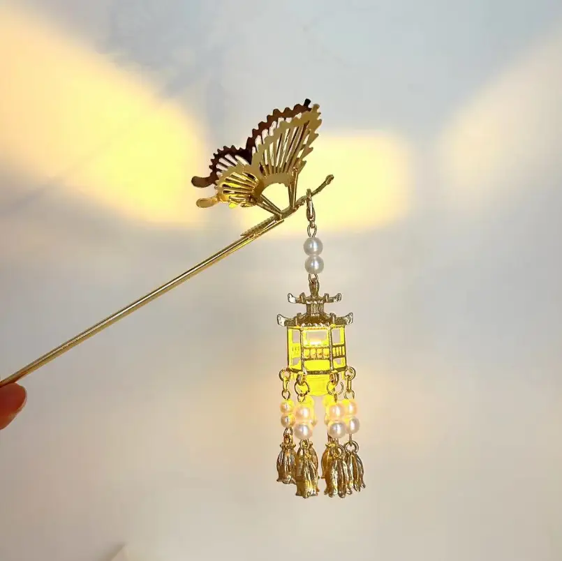 Ginkgo Leaf Hairpin with Glowing Lantern Tassel - Image 18