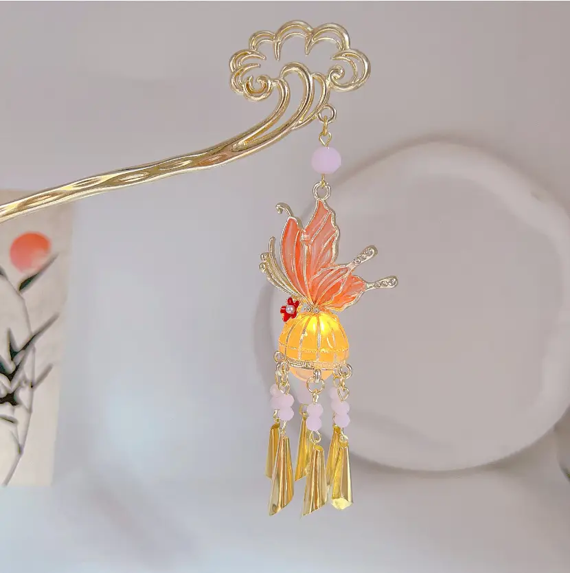 Ginkgo Leaf Hairpin with Glowing Lantern Tassel - Image 33