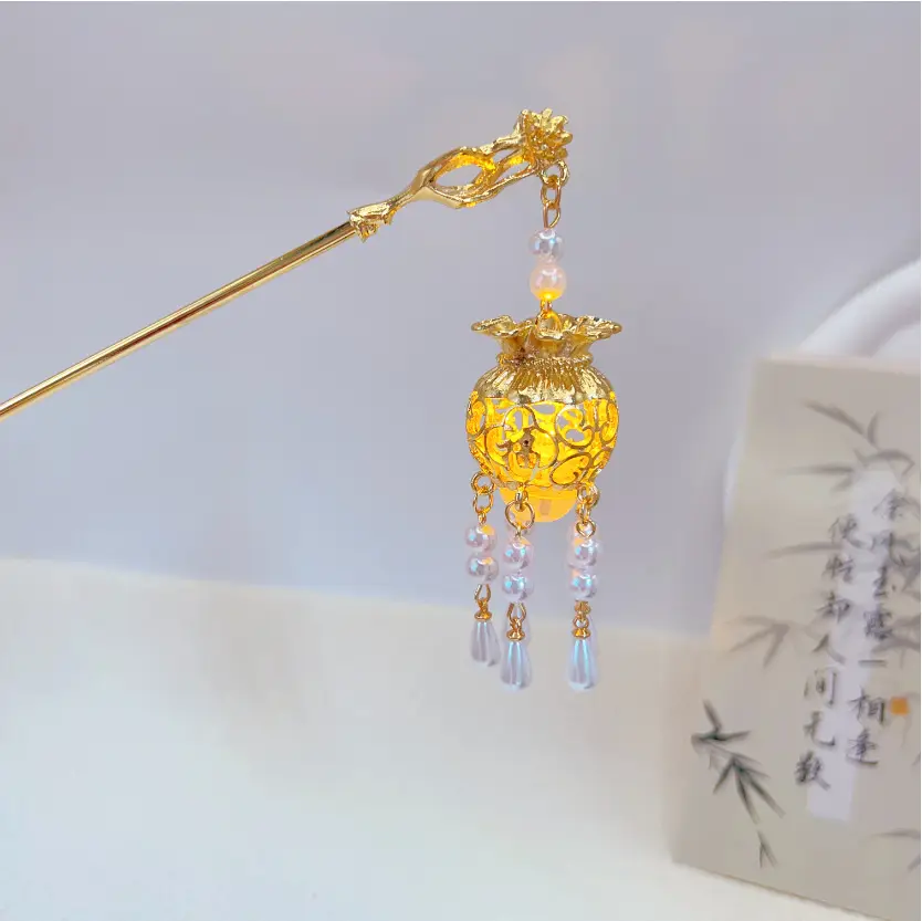 Ginkgo Leaf Hairpin with Glowing Lantern Tassel - Image 35