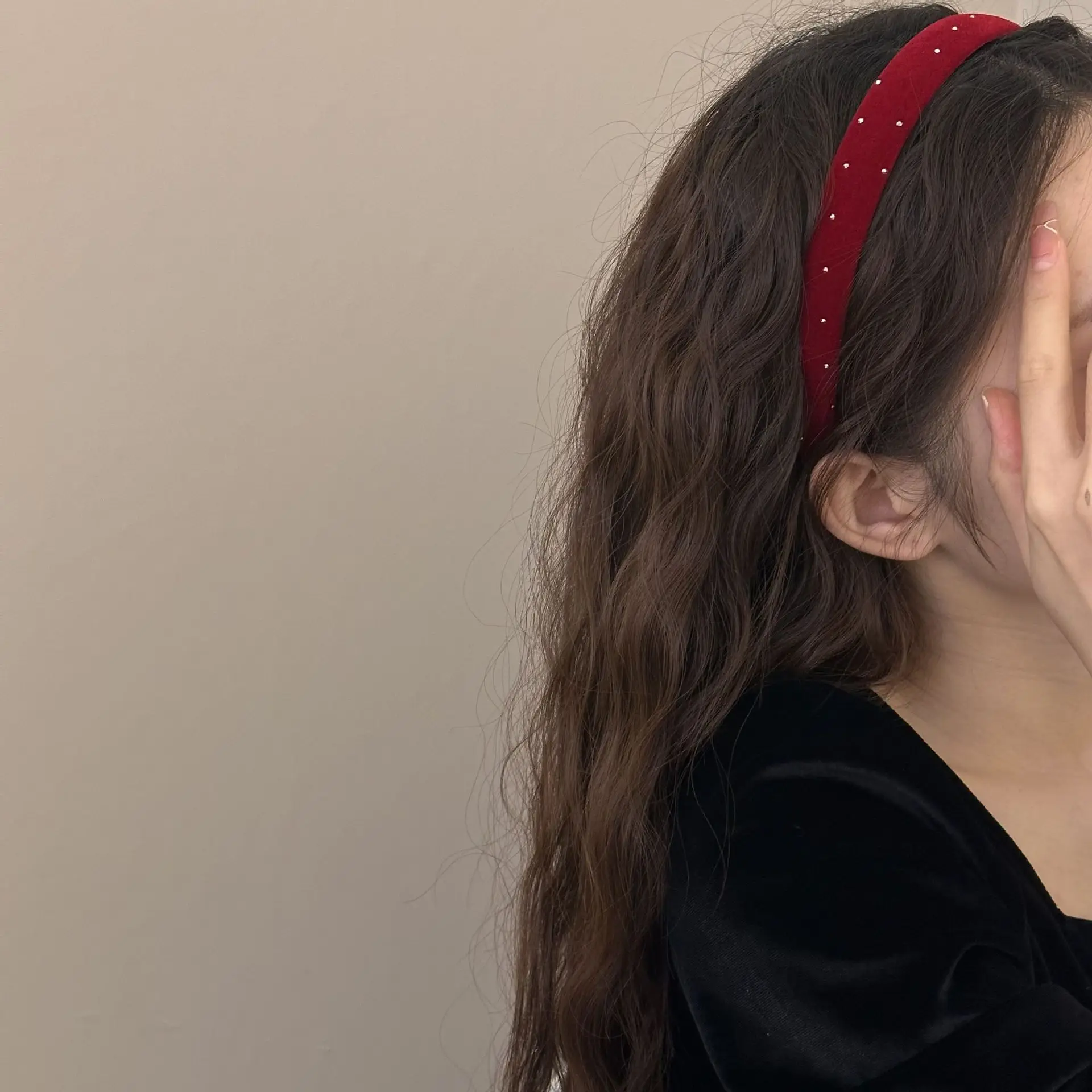 Black Velvet Starry Wide Headband for Women - Image 6