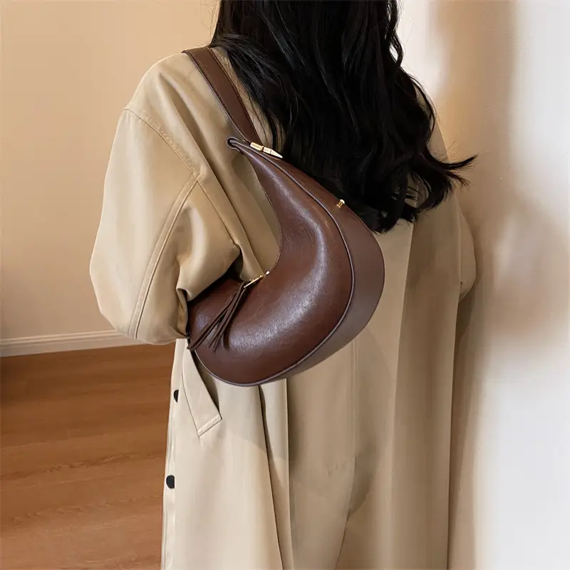 Retro Crescent Shoulder Bag for Women Brown 2026 - Image 7