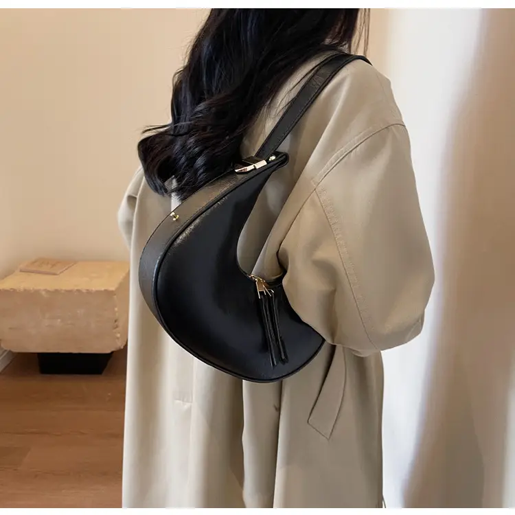 Retro Crescent Shoulder Bag for Women Brown 2026 — feature 3