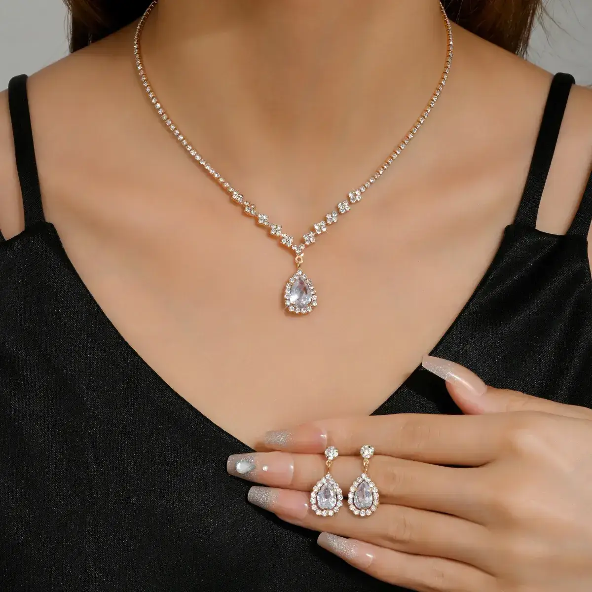 High-End Bridal Zircon Necklace & Earrings Set — feature 10