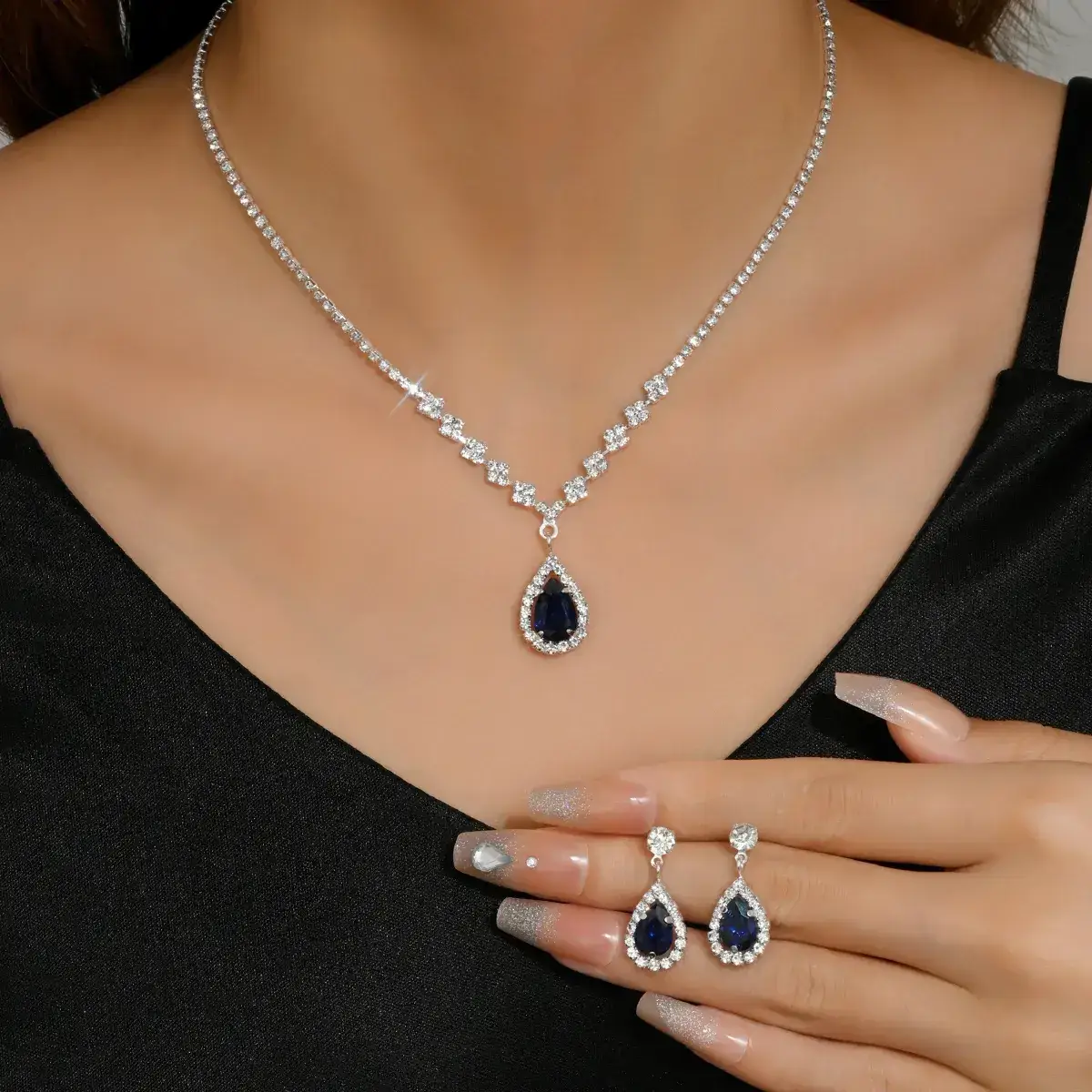 High-End Bridal Zircon Necklace & Earrings Set — feature 17