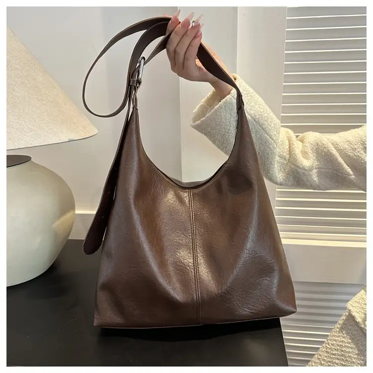 Brown Leather Retro Tote Bag 2023 Winter — feature 21