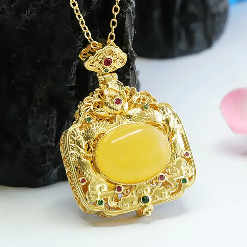 Guan Yu Yellow Amber Phoenix Necklace with Gold Plating