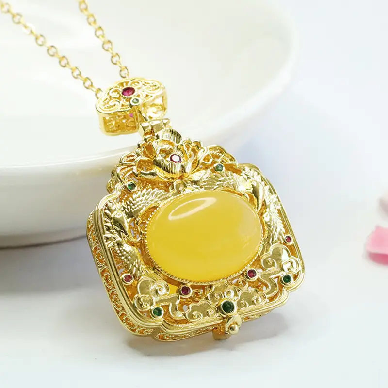 Guan Yu Yellow Amber Phoenix Necklace with Gold Plating — feature 6