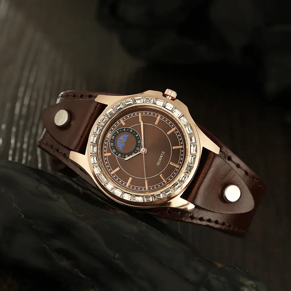 Women's Rhinestone Quartz Watch Green Strap - Image 5