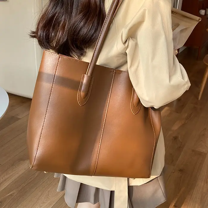 Retro Brown Women's Tote Bag with Crossbody Strap — feature 5