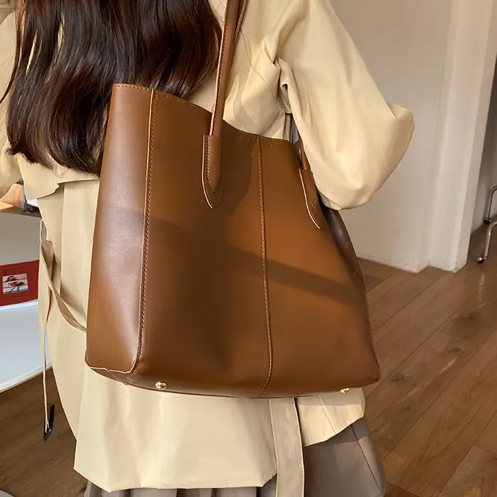 Retro Brown Women's Tote Bag with Crossbody Strap — feature 6