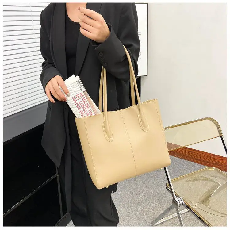 Retro Brown Women's Tote Bag with Crossbody Strap