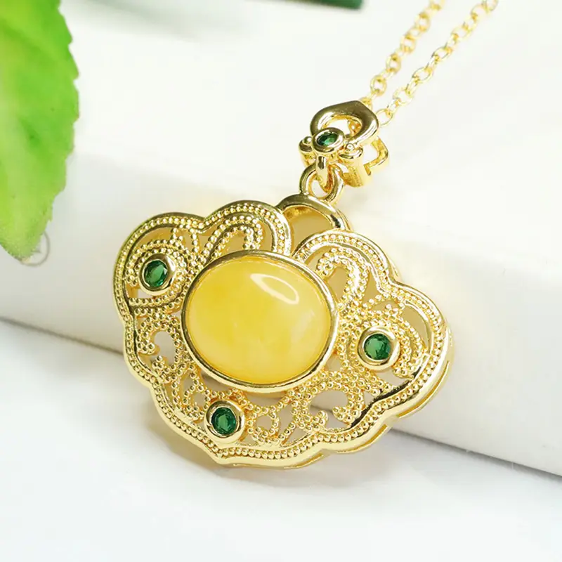 Aiyu Pendant Necklace Yellow Amber Ruyi Style Wholesale Dropshipping - Image 3
