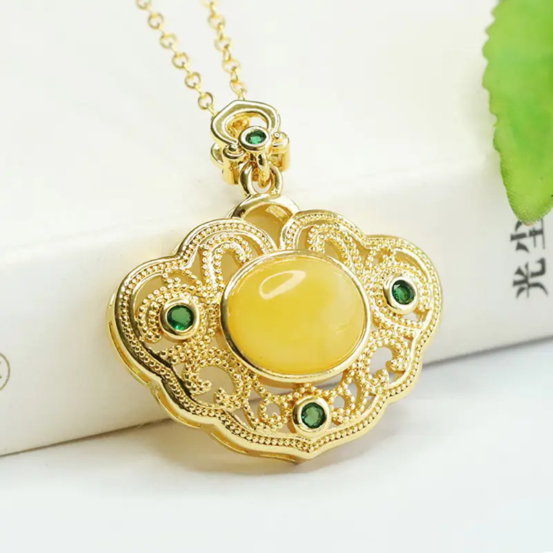 Aiyu Pendant Necklace Yellow Amber Ruyi Style Wholesale Dropshipping - Image 4