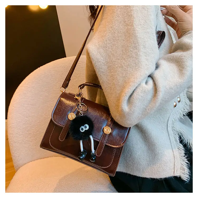Women's Textured Shoulder Bag Brown New 2023 — feature 17